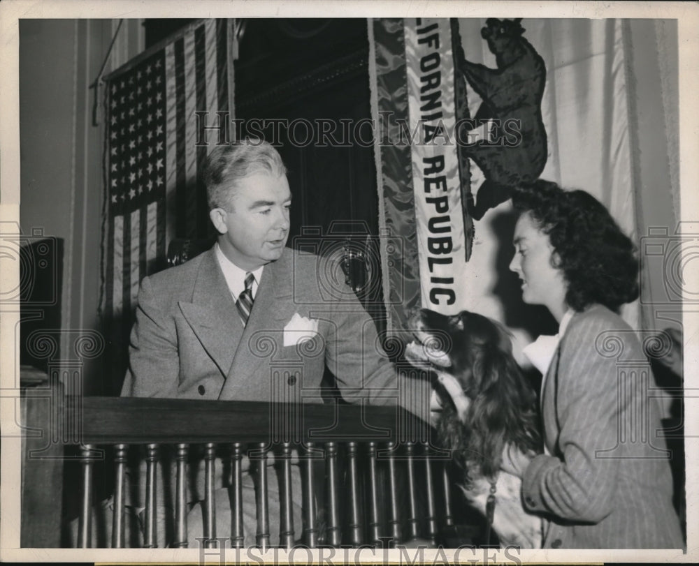 1945 Press Photo dog hit-and-run victim "Dopey" as witness in court suing driver