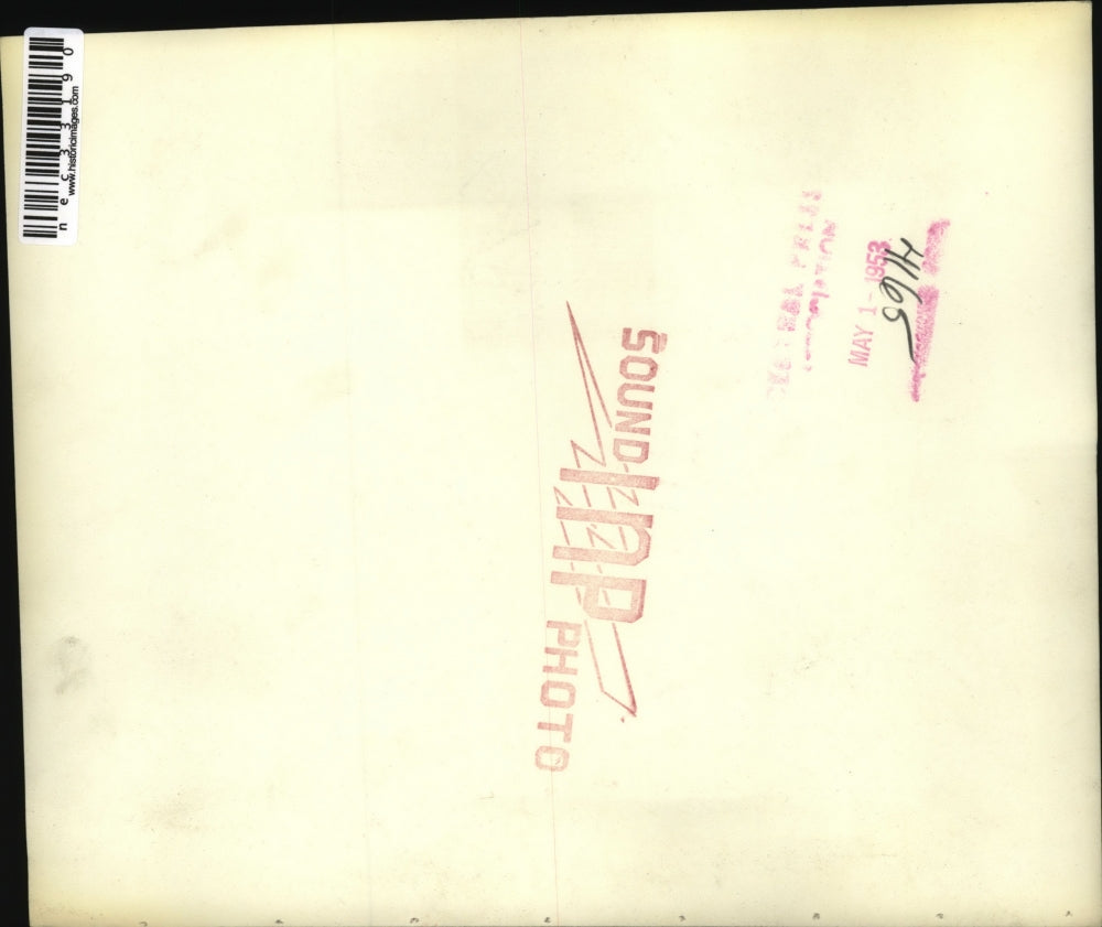 1953 Press Photo President Eisenhower With VA Huley And Lawrence Lee Chambermen