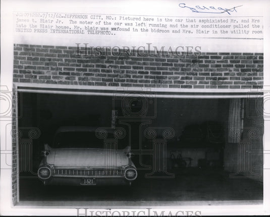 1962 Press Photo Car That Asphixiated Me & Mrs James Blair- Historic Images