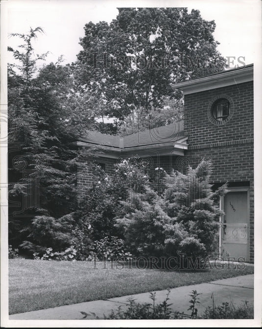 1958 Press Photo Home - nec33801