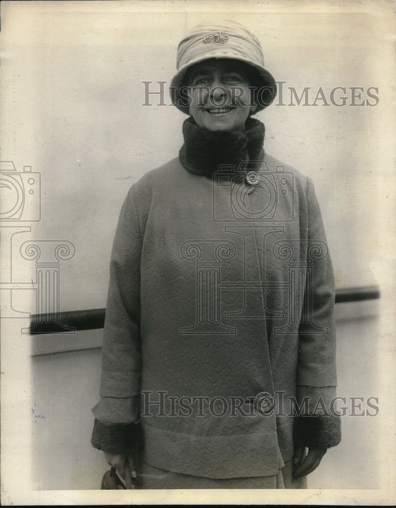 1925 Press Photo Jean Norris, Noted woman magistrate aboard the SS Homeric- Historic Images