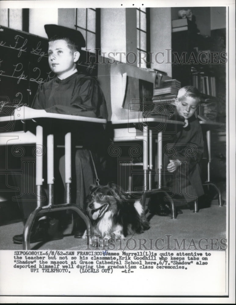 Load image into Gallery viewer, 1962 Press Photo James Murrel and Erik Goodhill with "shadow" the schools mascot
