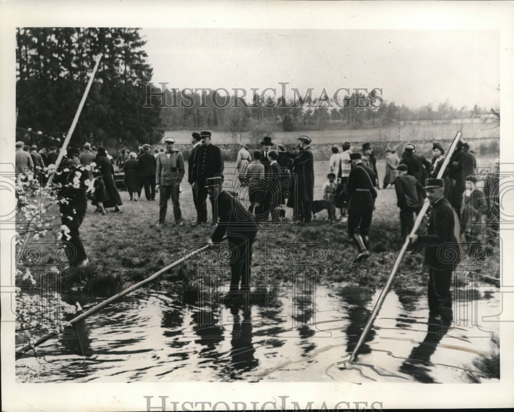 1935 Press Photo River Suize at Chaumont, France searched for missing child- Historic Images