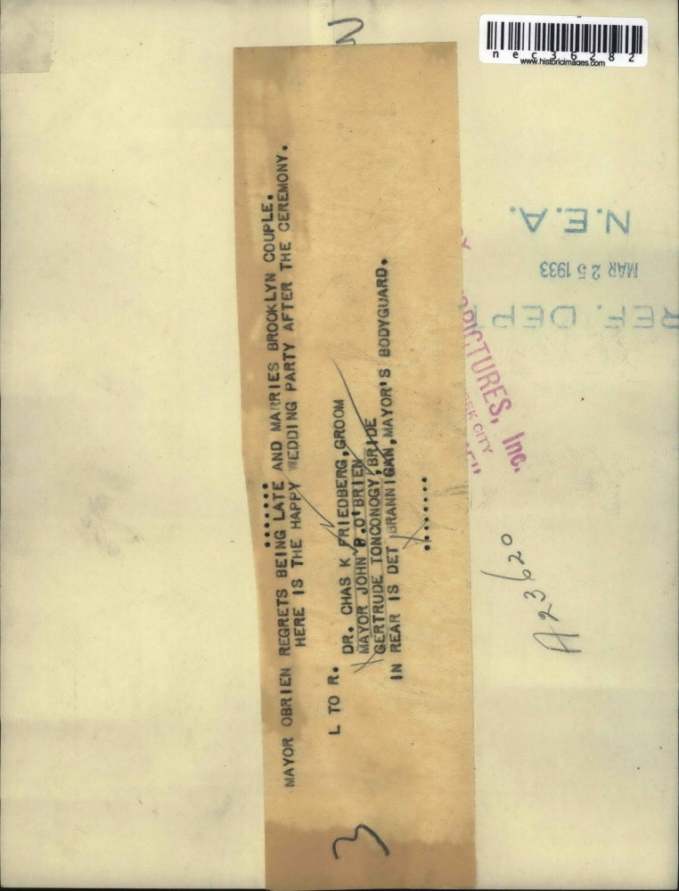 1933 Press Photo Mayor with Brooklyn married couple