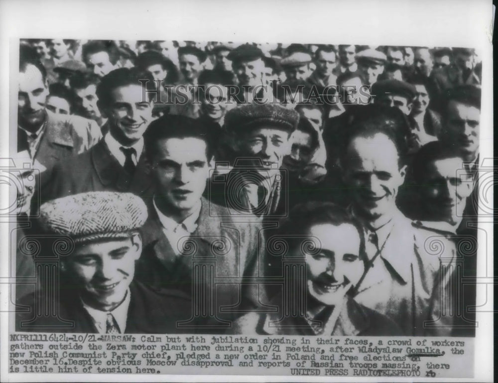 1956 Press Photo Crowd of workers gather outside the Zera Mother Plant.- Historic Images