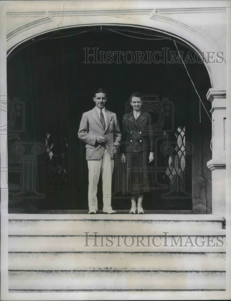 1935 Press Photo James G Gibbs, Pres of K Gibbs school & Mrs Gibbs