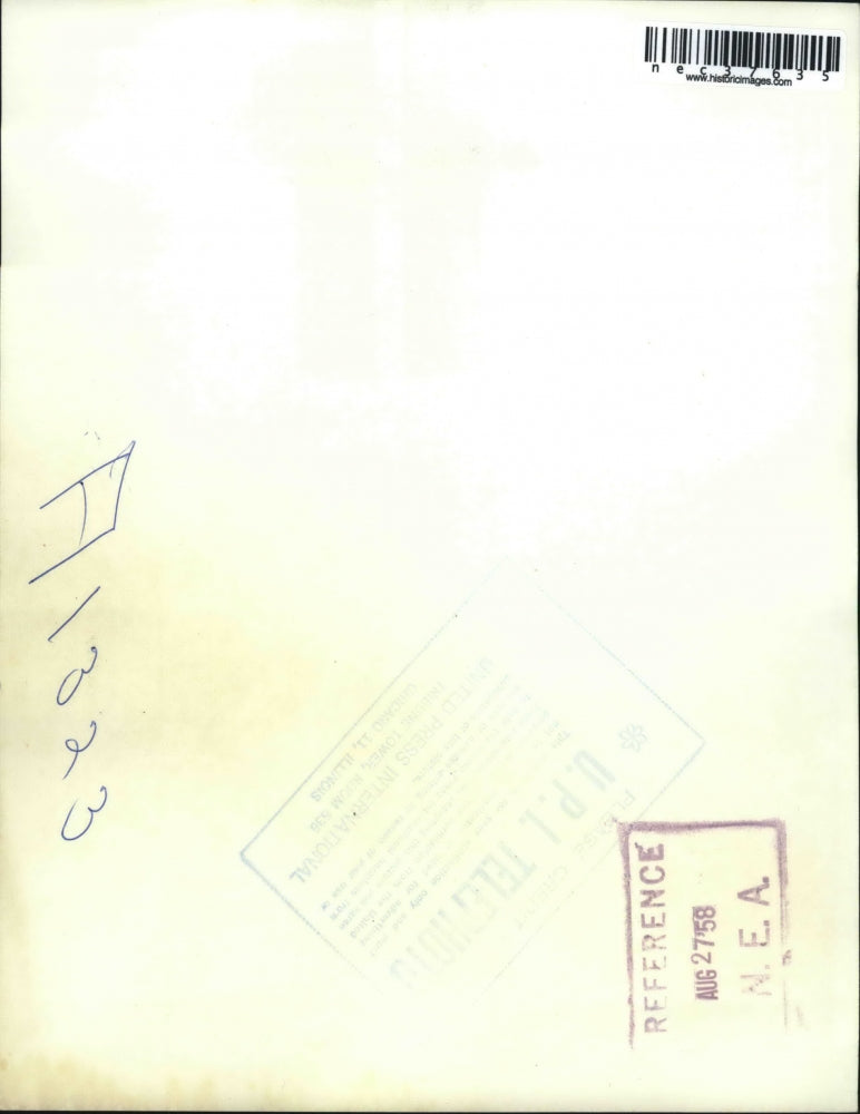 1958 Press Photo NYC, Carmine Garcia & a ring stuck on her finger