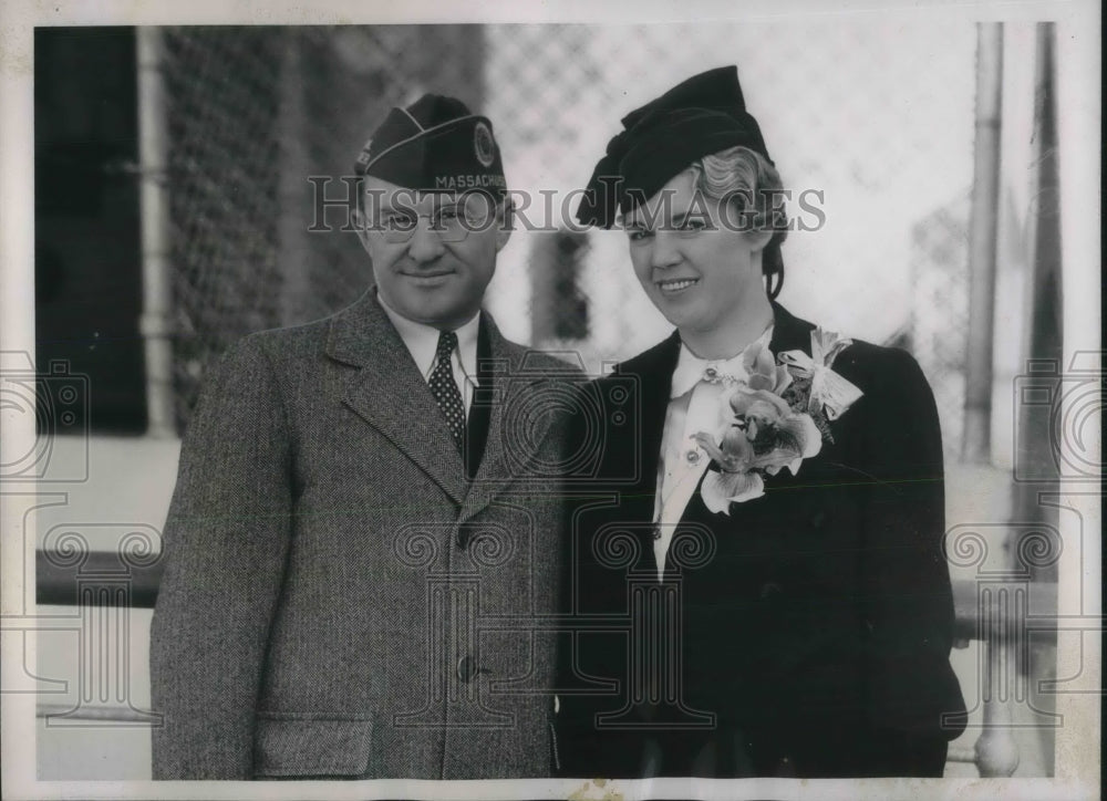 1937 Press Photo Daniel Doherty, Mrs Doherty American legions S.S. Queen Mary- Historic Images