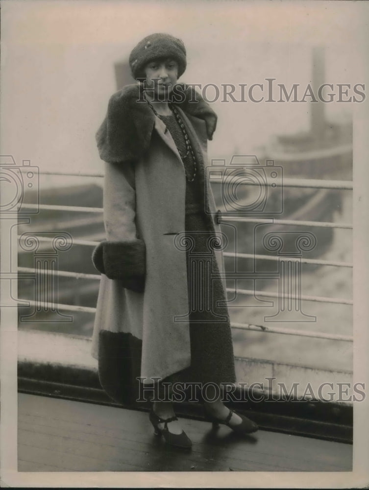 1922 Press Photo Mrs Marshall Curtiss-Brown Recent London Bride Wed American
