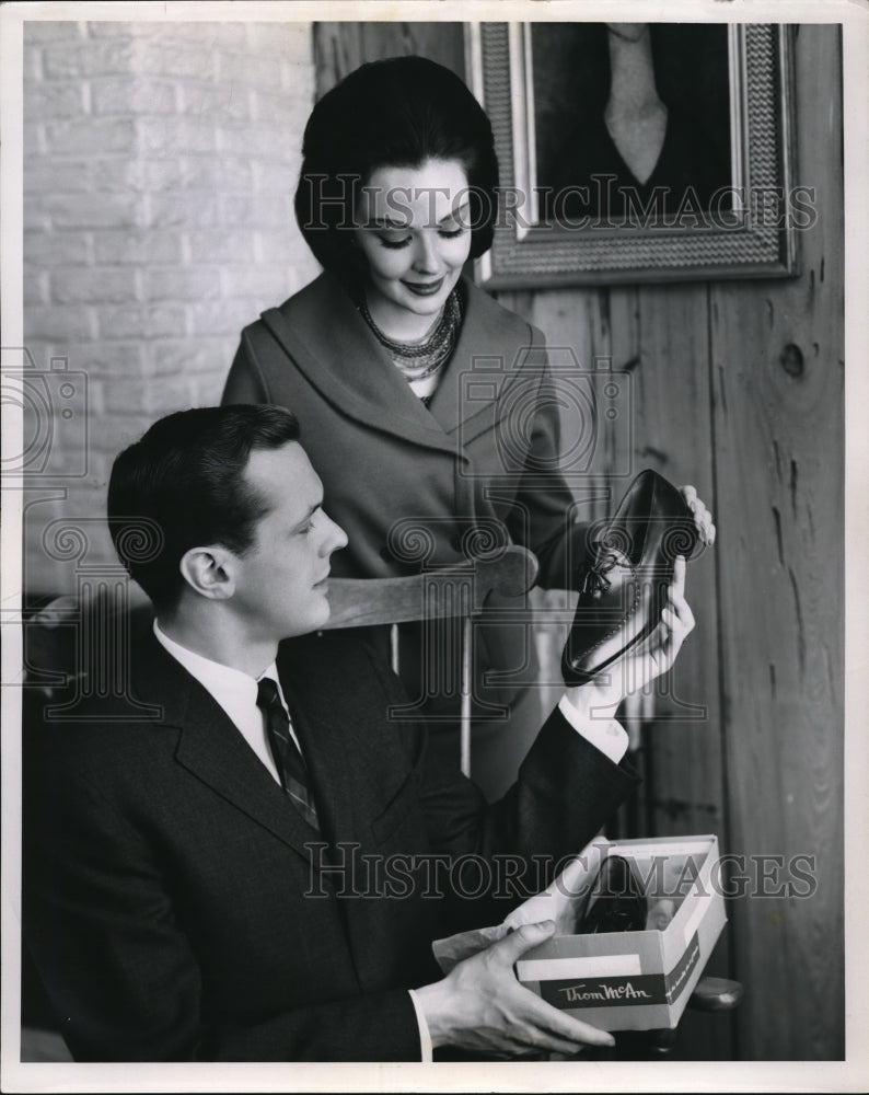 1961 Press Photo Mens Shoes - nec39644