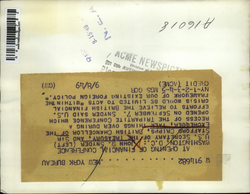 1949 Press Photo US Secretary John Snyder & Sir Stafford Cripps talking