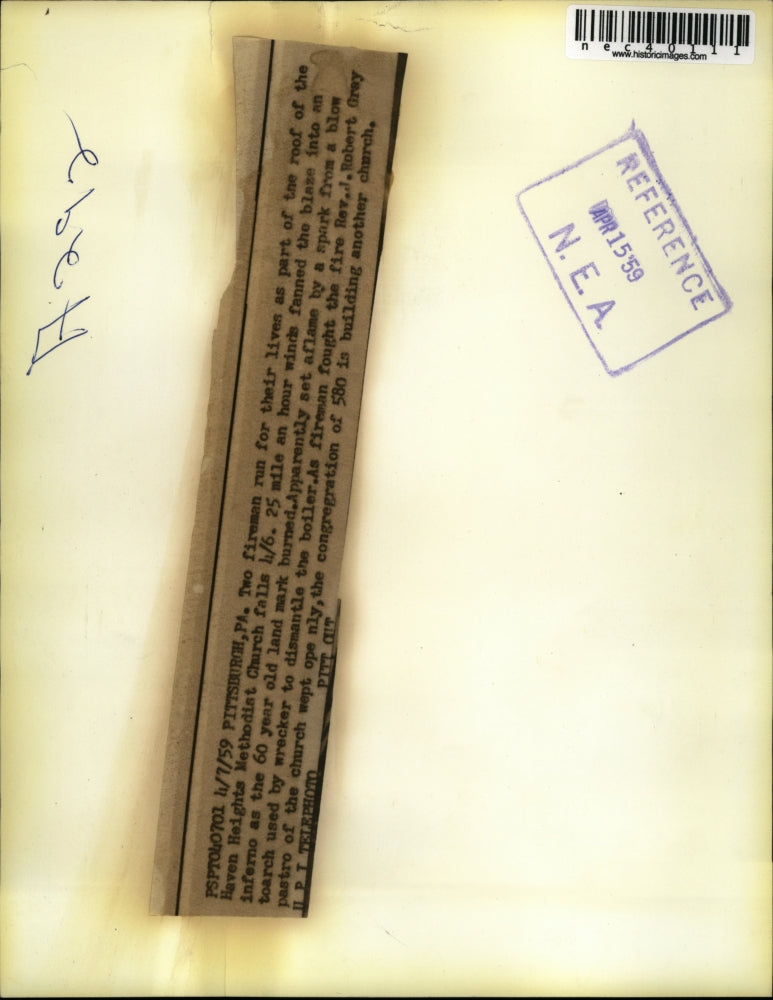 1959 Press Photo Haven Heights Methodist Church falls and firemen run for their