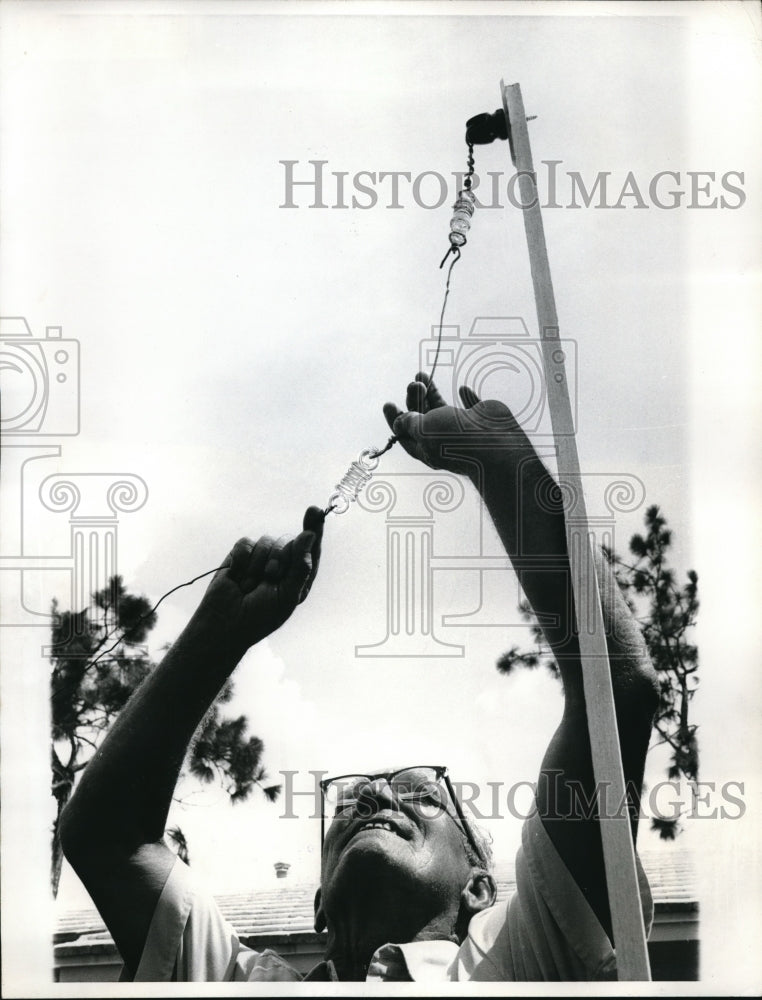 1973 Press Photo Garden Power - nec40214