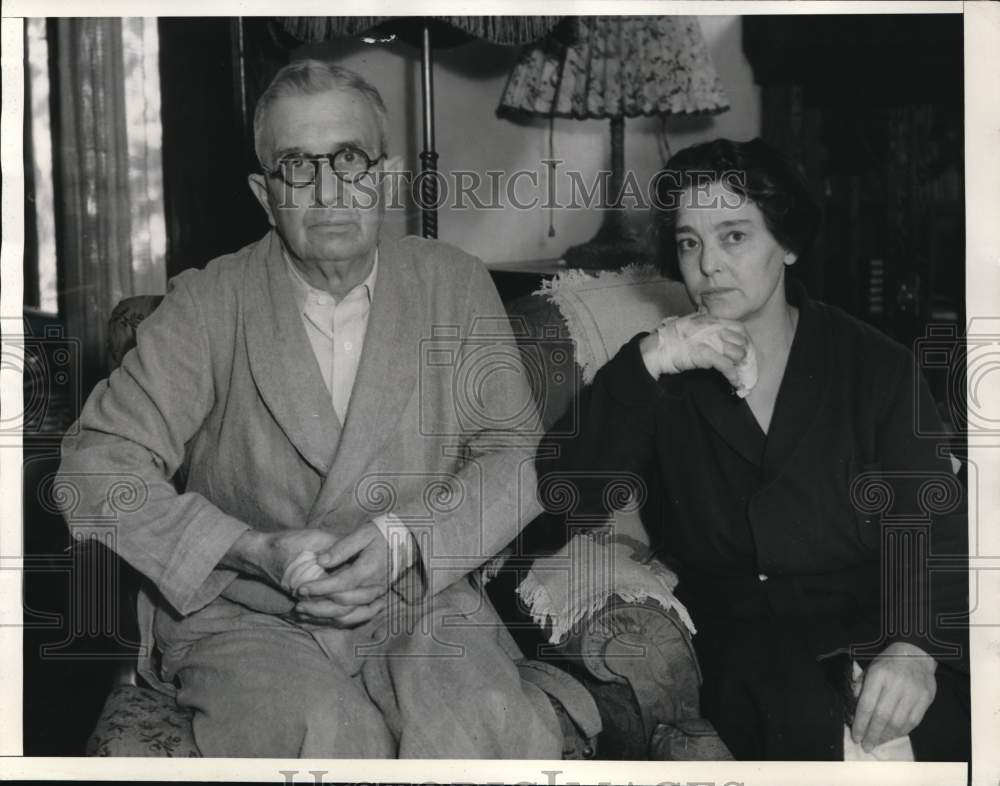 1934 Press Photo W.L. Grosse and Nellie Lammens, disarmed, fought off a bandit- Historic Images