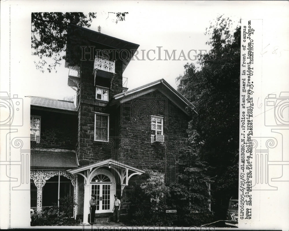 1967 Press Photo Guard in front of campus home of Glassboro State College.