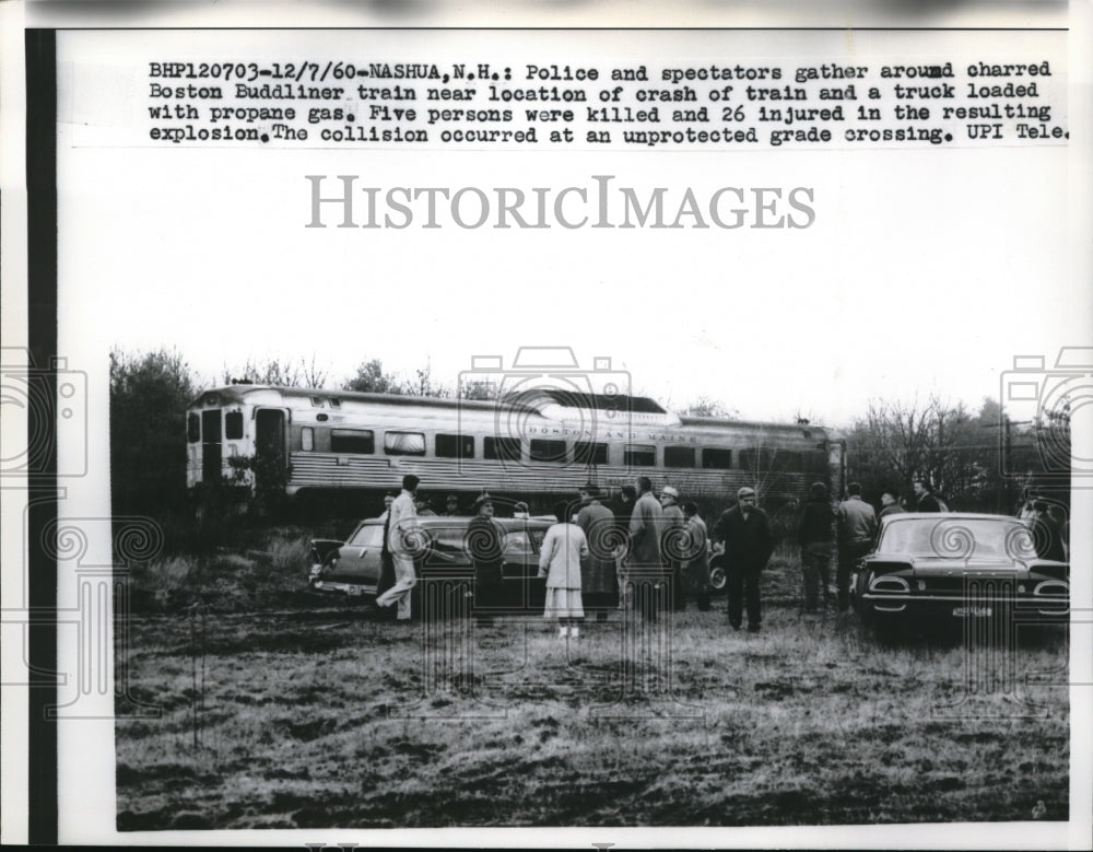 1961 Press Photo Police gather around charred Boston Buddliner train - Historic Images