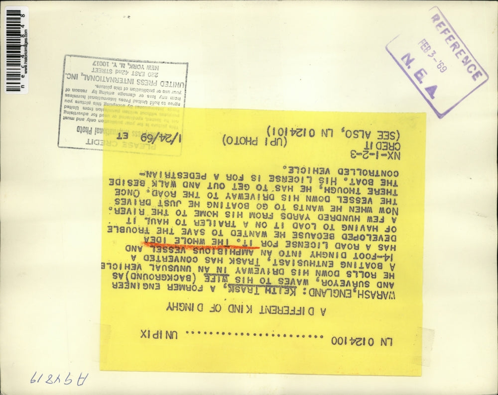 1969 Press Photo Keith Trask converted 14-ft Dinghy to an Amphibious Vessel