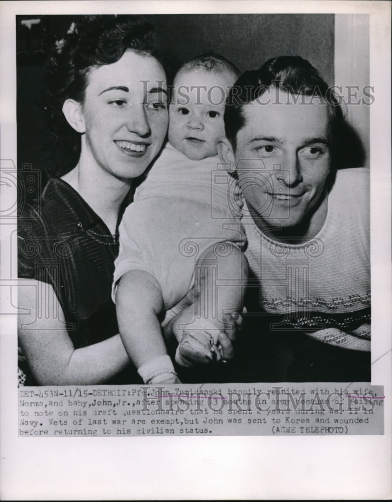 1951 Press Photo PFC John Tumidanski Reunited With Family After Injured In Korea- Historic Images