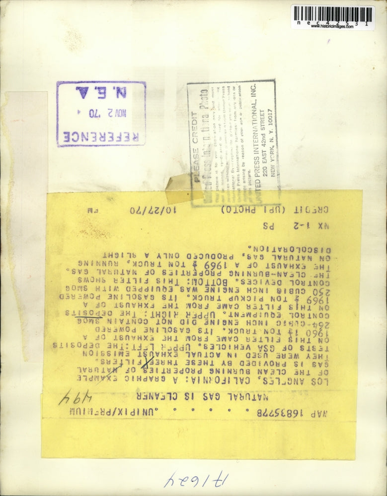 1970 Press Photo LA, Calif. filters demonstrate GSA emissions from vehicles