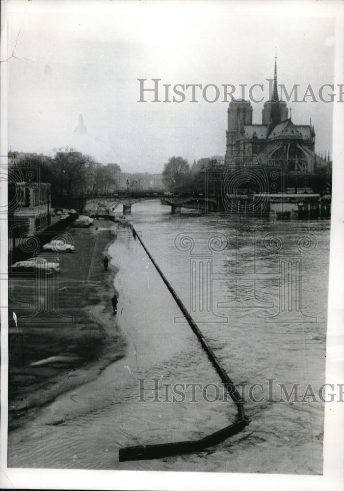 1967 Press Photo Seine overflow Tournelle Ridge River Flooding