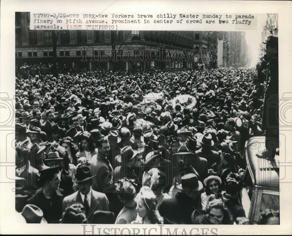 1948 Press Photo NYC, Crowds on Easter sunday on Fifth Ave- Historic Images