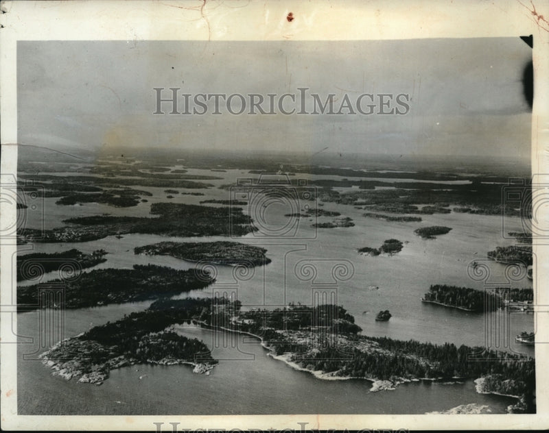Load image into Gallery viewer, 1939 Press Photo Helsinki Finland Water Fjords
