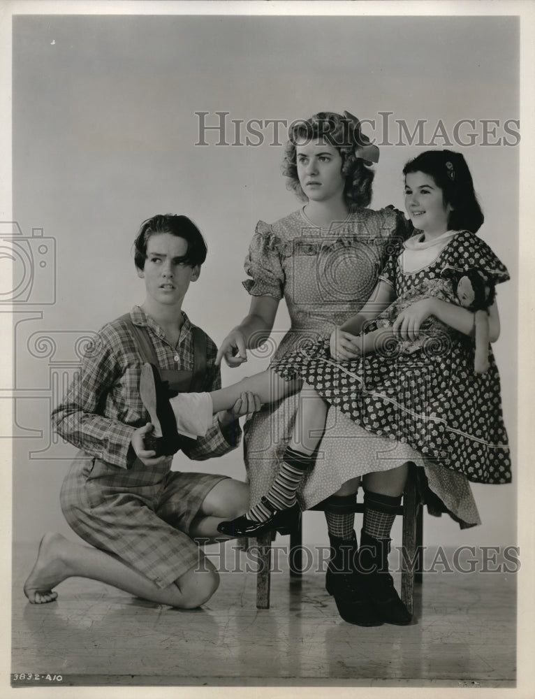 1939 Press Photo Bill O'Shay, Betty Ann Shor, Connie June Humphrey