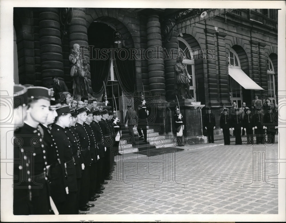 1946 Press Photo Delegation Attends Peace Conference at Luxembourg Palace- Historic Images