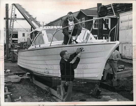 Press Photo Painsville, lake county sherrif, Elmo Maddox, J.W.Fisher- Historic Images