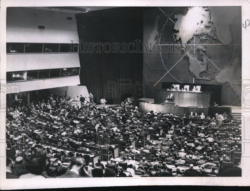 Load image into Gallery viewer, 1950 Press Photo View of UN General Assembly in Flushing
