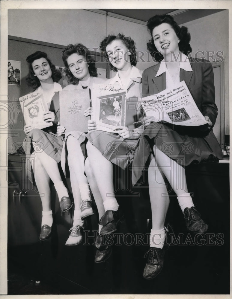 1944 Press Photo Northwestern University Publications, Justine Miller, B Smith