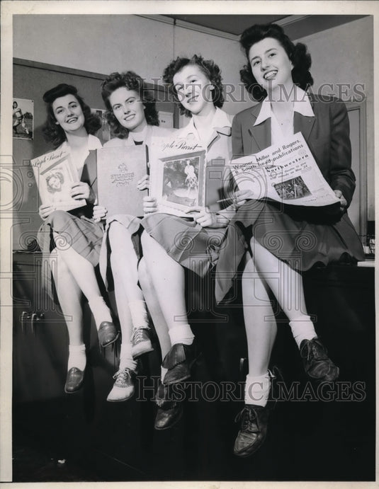 1944 Press Photo Northwestern University Publications, Justine Miller, B Smith