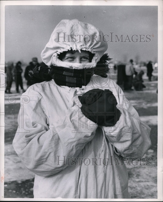 1955 Press Photo Joyce Overton With Mittens, Coat and Scarf, Ice Fishing