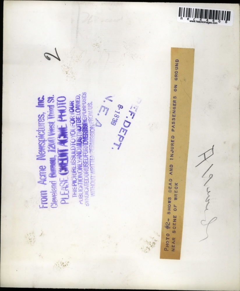 1938 Press Photo Dead and Injured Passengers at Train Wreck