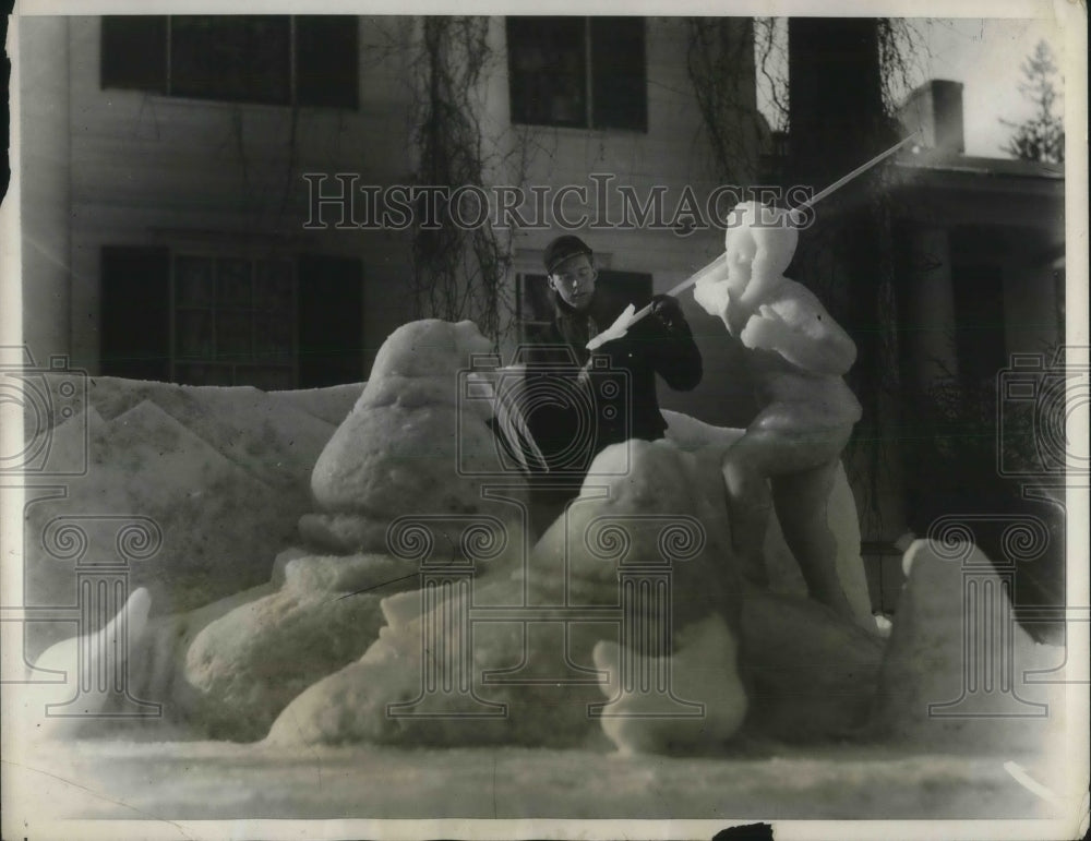 1931 Press Photo Dartmouth College winter sports carnival, Max Waldsmith
