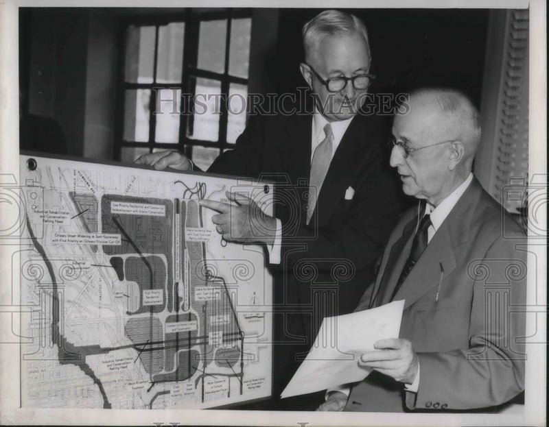 Load image into Gallery viewer, 1953 Press Photo Newton Farr &amp; Frederick Bowes Discussing Development Plans
