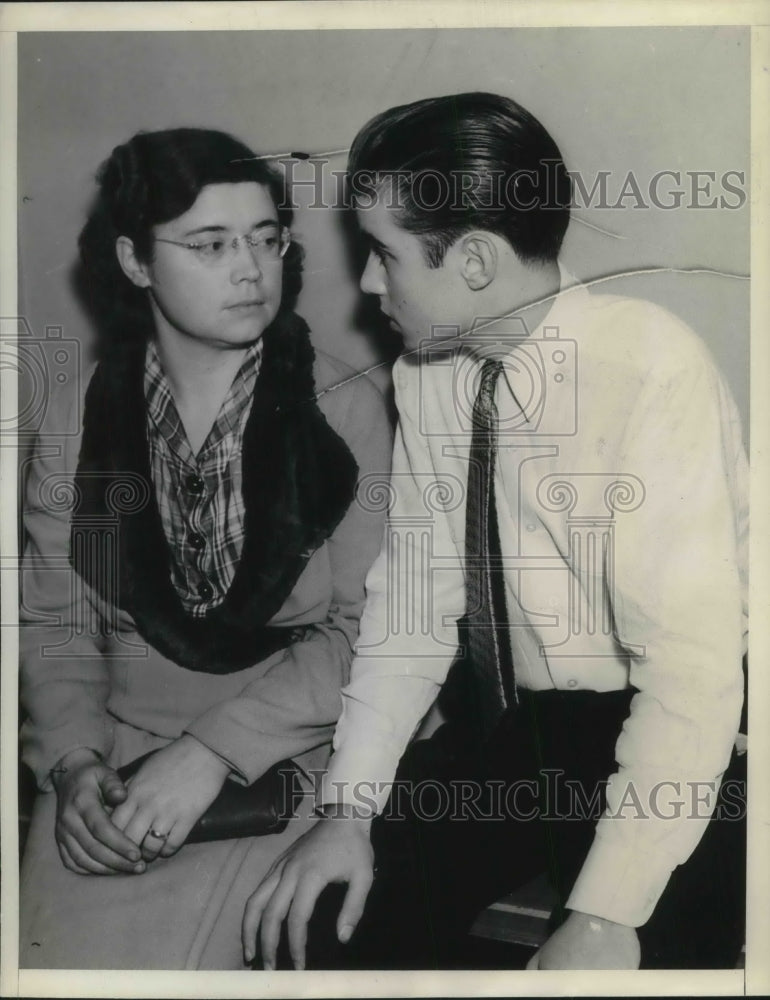 Load image into Gallery viewer, 1937 Press Photo William Jacobson Teen Murderer Nick Megugorac With Mother
