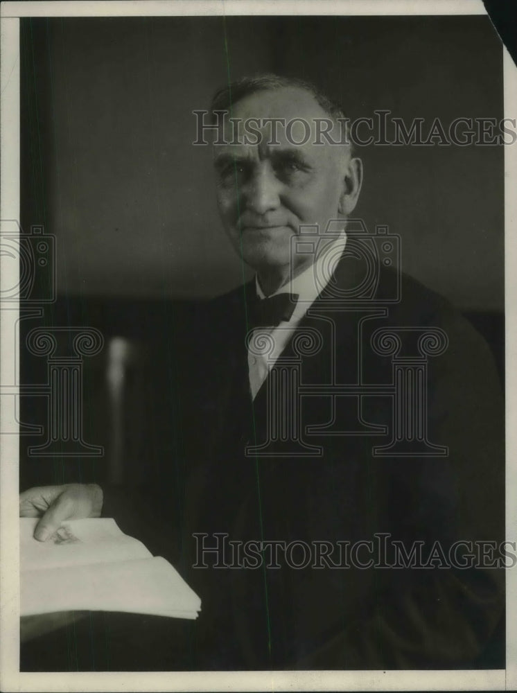 1925 Press Photo Charles W. Hunt of Federal Trade Commission- Historic Images