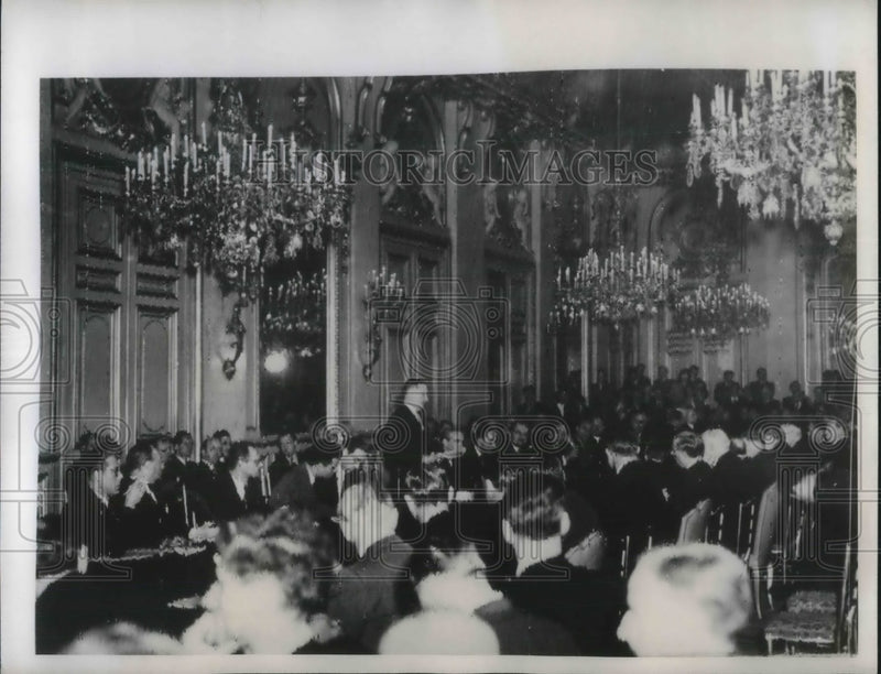 Load image into Gallery viewer, 1947 Press Photo Paris, France Minister G Bidault, Economic Co-Op conference
