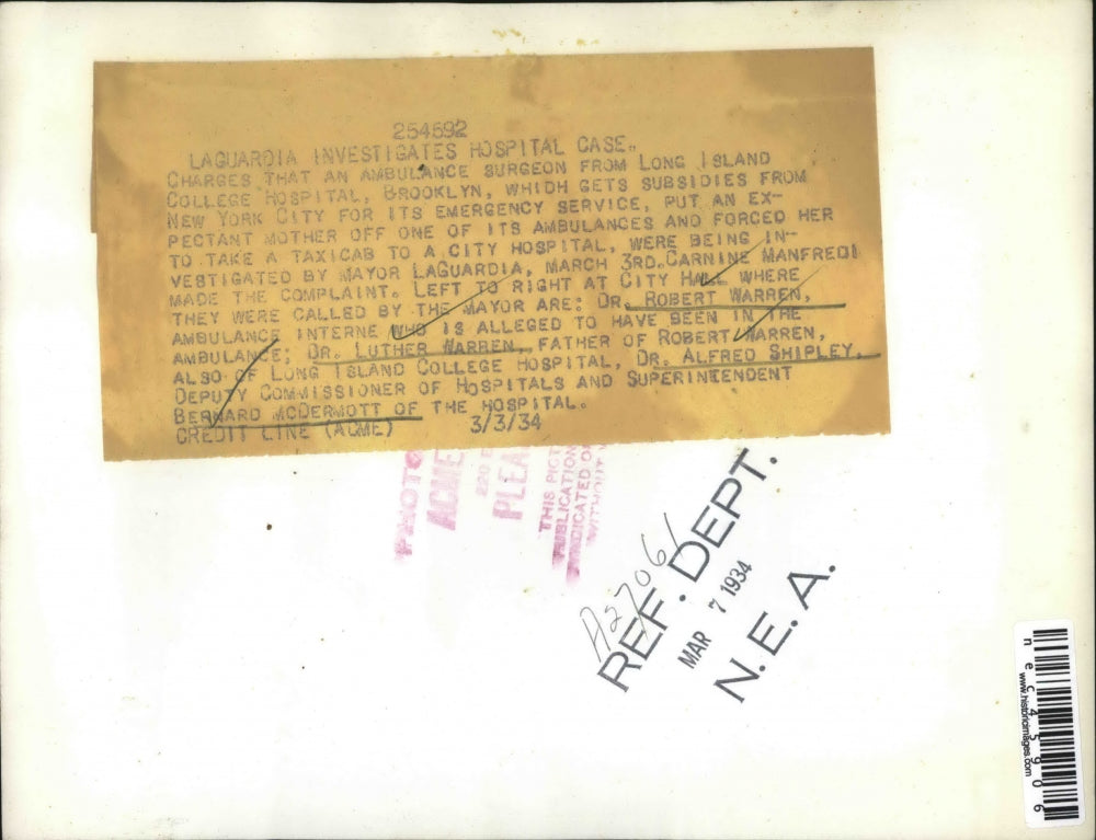 1934 Press Photo Long Island College Hosp. Staff investigated for its service.