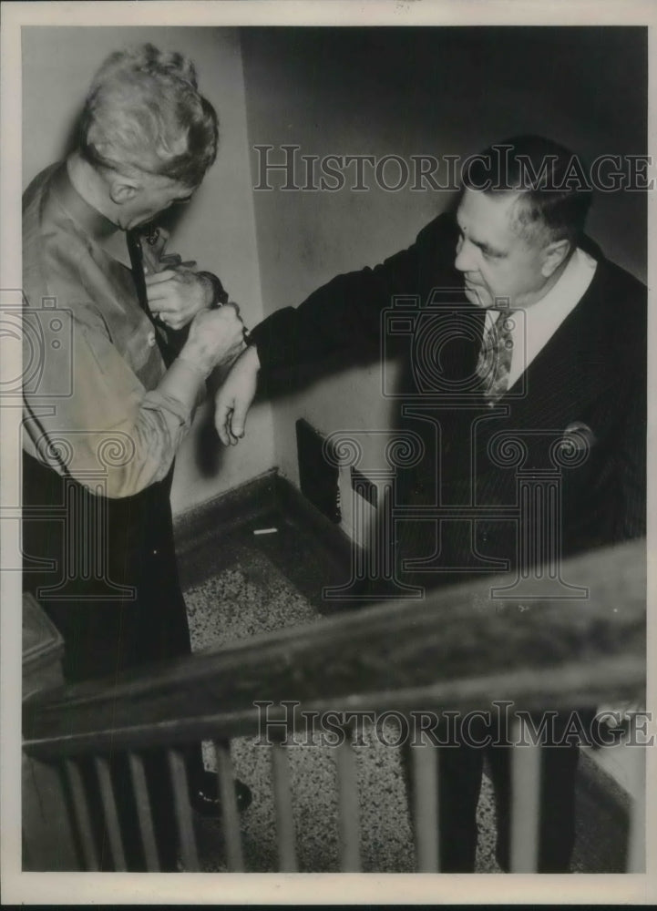 1940 Press Photo Cleveland Labor leader Albert Huddy sentenced 4-20 years.