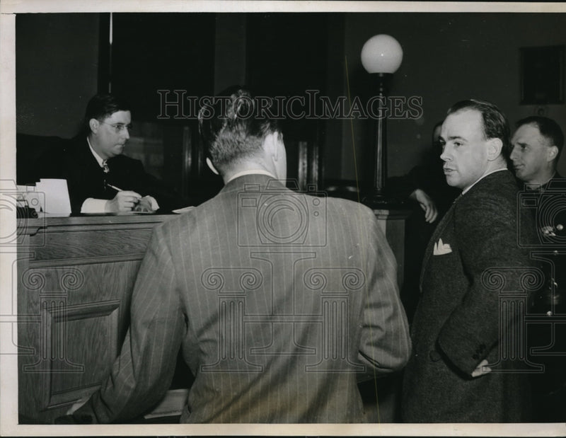 Load image into Gallery viewer, 1938 Press Photo Ickes's son fined for speeding
