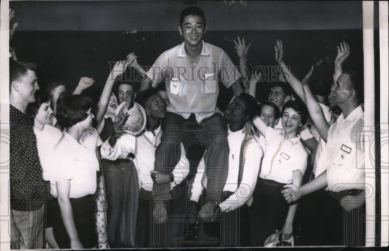 Load image into Gallery viewer, 1954 Press Photo Tri-Hi-Y, represents 3000 schools in the US

