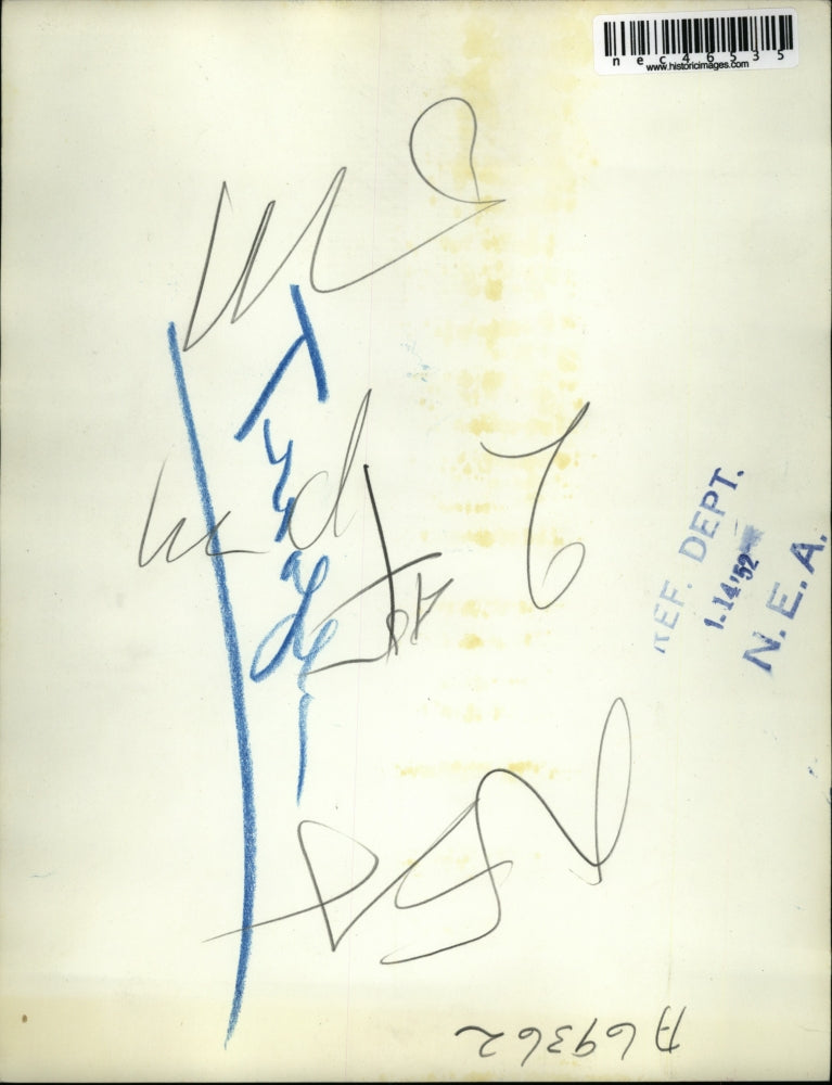 1952 Press Photo Libyan People depending Aid from the UN, U.S, Britain & France.