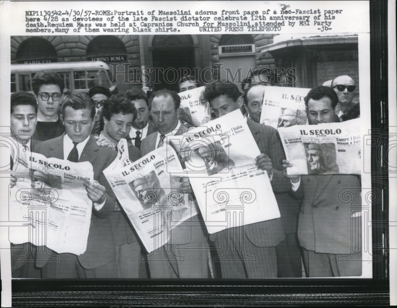 Load image into Gallery viewer, 1957 Press Photo Devotees of Frascist dictator
