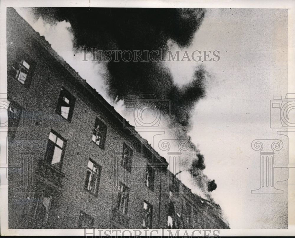 1939 Press Photo Apartment Struck By Russians During Air Raid in Helsinki- Historic Images