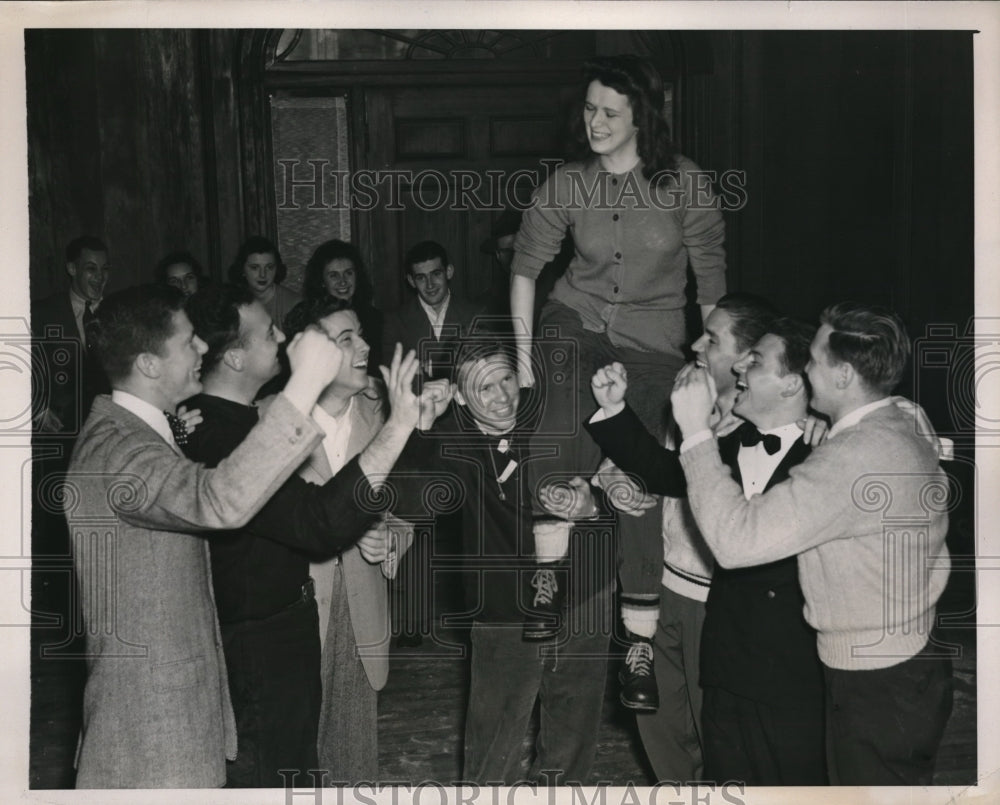 1941 Press Photo Joan Walters, Queen of Dartmouth Winter Carnival Raised High