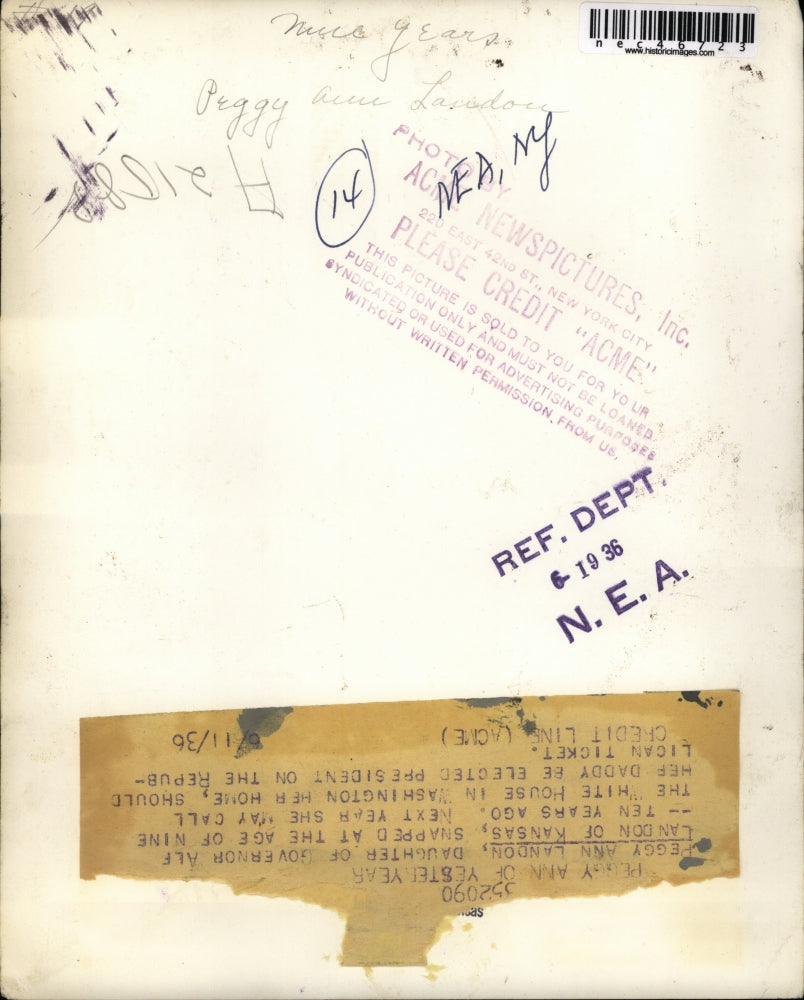 1936 Press Photo Peggy Ann Landon reading a book. Kansas