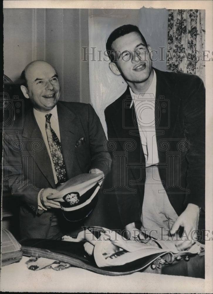 Press Photo Navy Lt. W.A. Evans dismissed for writing anti-administration letter