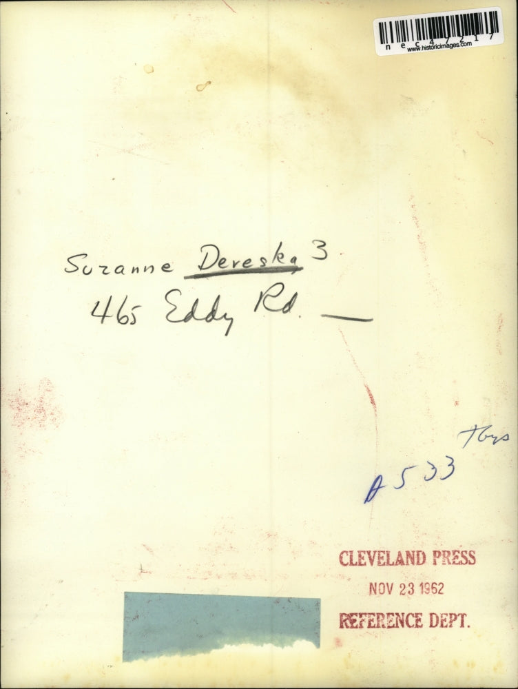 1962 Press Photo Suzzane Dereska Eddy Road Child Plays With Blocks